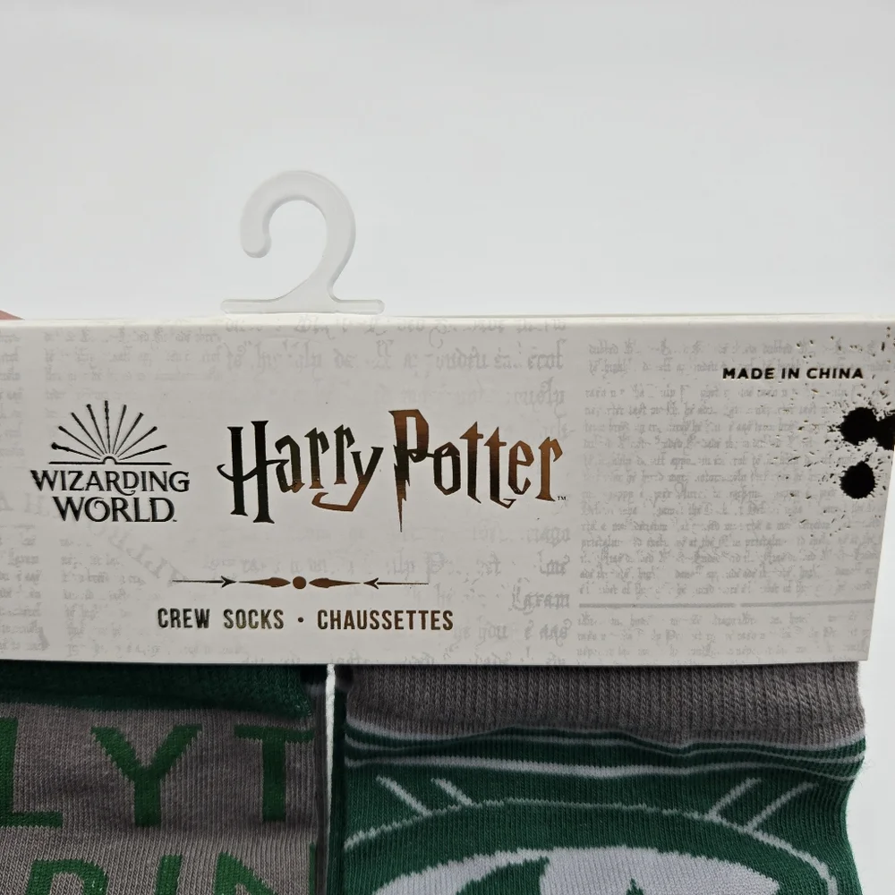 NEW Harry Potter Wizarding World Slytherin Novelty Crew Socks One Size Fits Most